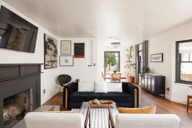 909 Leonard Avenue, Oceanside, CA 92054