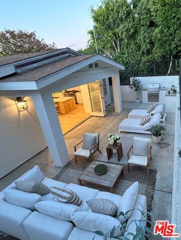 10436 Cheviot Drive, Los Angeles, CA 90064