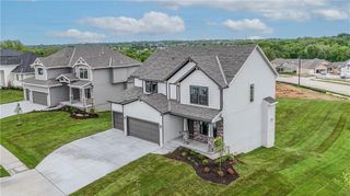 23827 W 59th Terrace, Shawnee, KS 66226