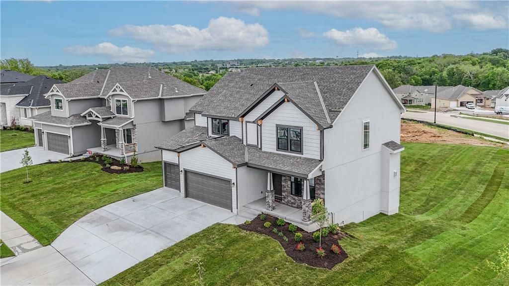 23827 W 59th Terrace, Shawnee, KS 66226