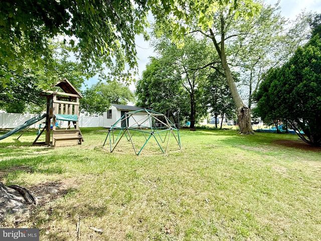 189 DENVER AVE, Mantua, NJ 08051