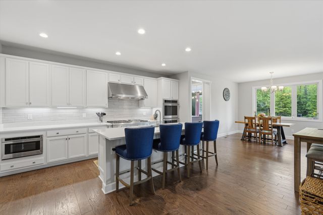 11808 Tuscany Court, Plymouth, MI 48170