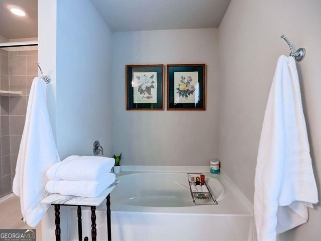 121 Wildflower Trace, Dallas, GA 30132