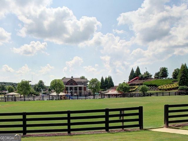 121 Wildflower Trace, Dallas, GA 30132