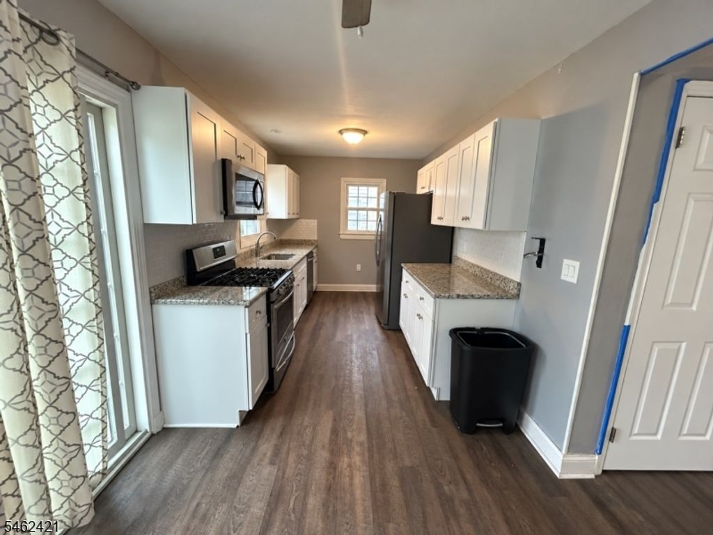 125 Rock Ln, Middlesex Boro, NJ 08846 — photo 3
