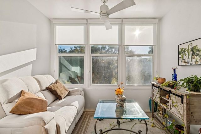 946 VIRGINIA STREET 201, Dunedin, FL 34698