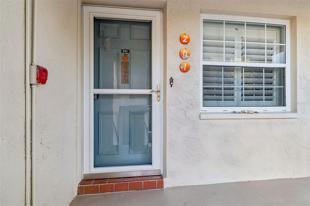 946 VIRGINIA STREET 201, Dunedin, FL 34698