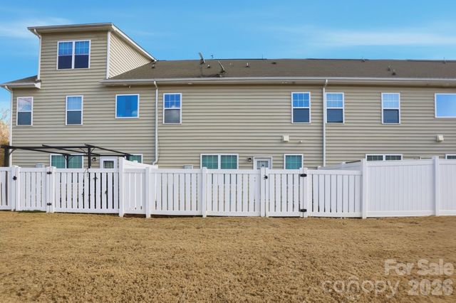 106 Clarendon Street B, Mooresville, NC 28117