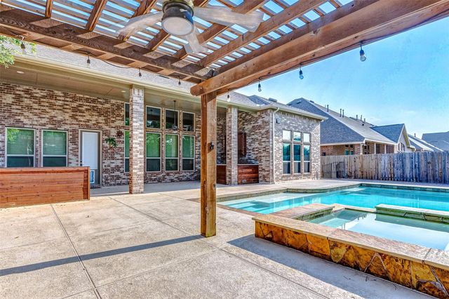 6318 Asbury Brook Court, Katy, TX 77493