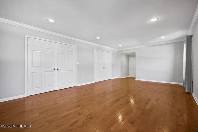 27 Meadow Lane, Marlboro, NJ 07746