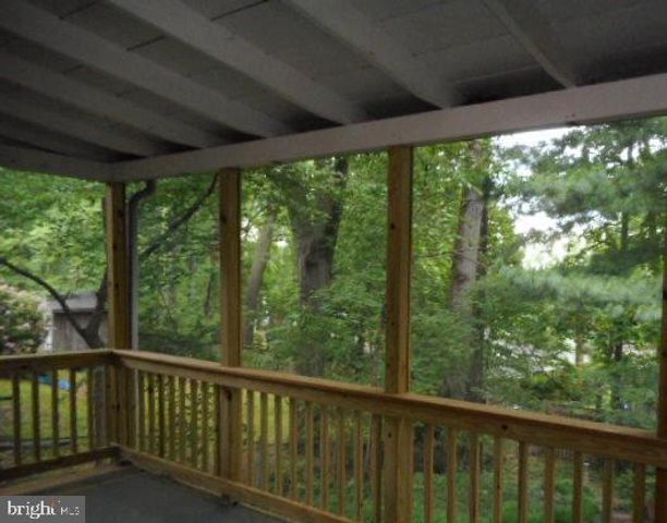 2527 BUCKELEW DR, Falls Church, VA 22046