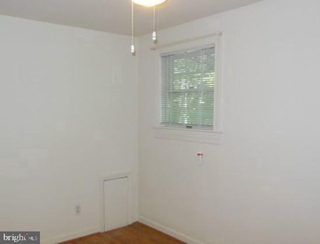 2527 BUCKELEW DR, Falls Church, VA 22046