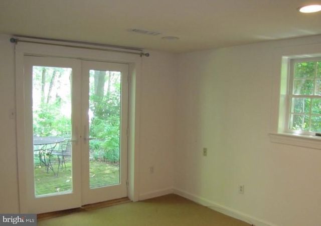 2527 BUCKELEW DR, Falls Church, VA 22046