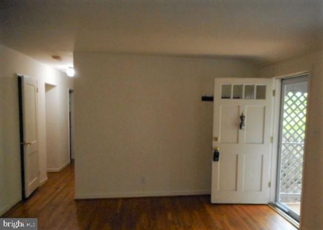 2527 BUCKELEW DR, Falls Church, VA 22046