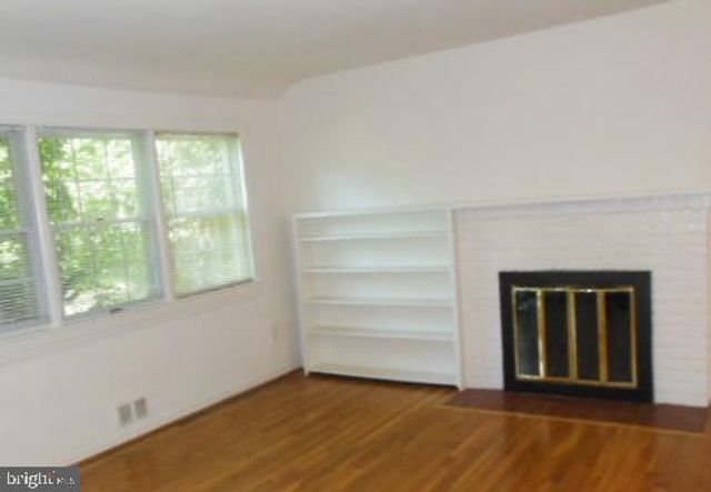 2527 BUCKELEW DR, Falls Church, VA 22046