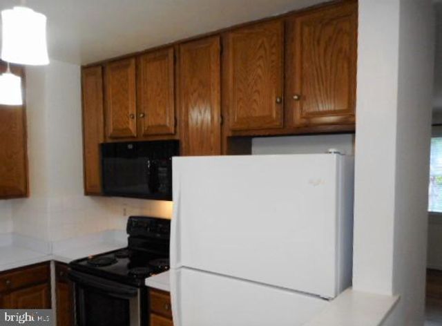 2527 BUCKELEW DR, Falls Church, VA 22046