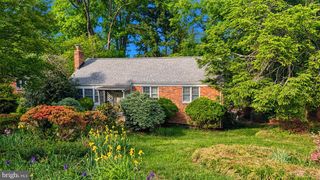 2527 BUCKELEW DR, Falls Church, VA 22046