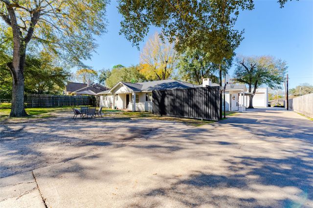 11407 Iberia Drive, Houston, TX 77065