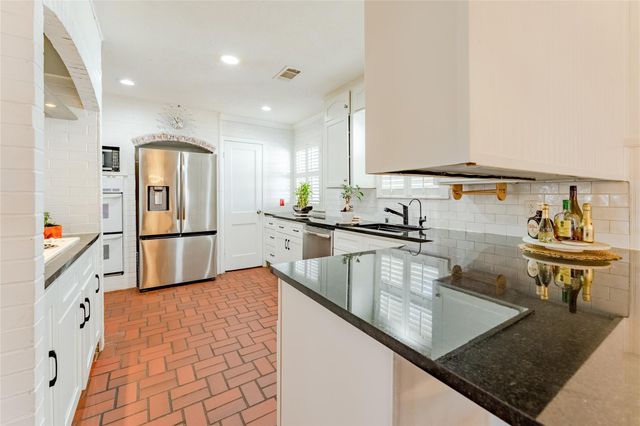 11407 Iberia Drive, Houston, TX 77065