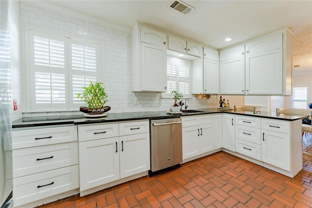 11407 Iberia Drive, Houston, TX 77065