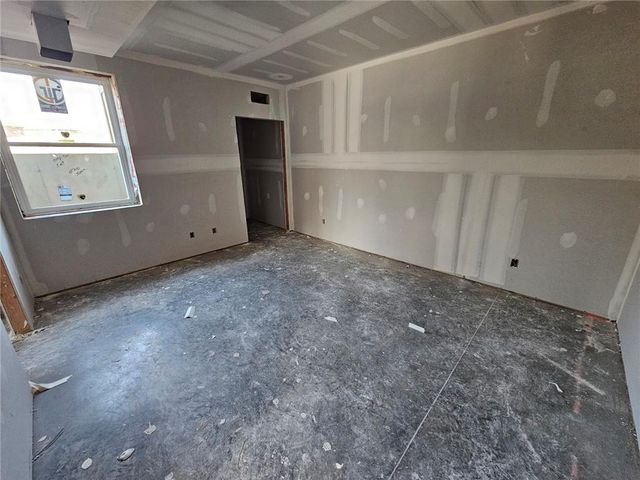 23955 W 113th Terrace, Olathe, KS 66061