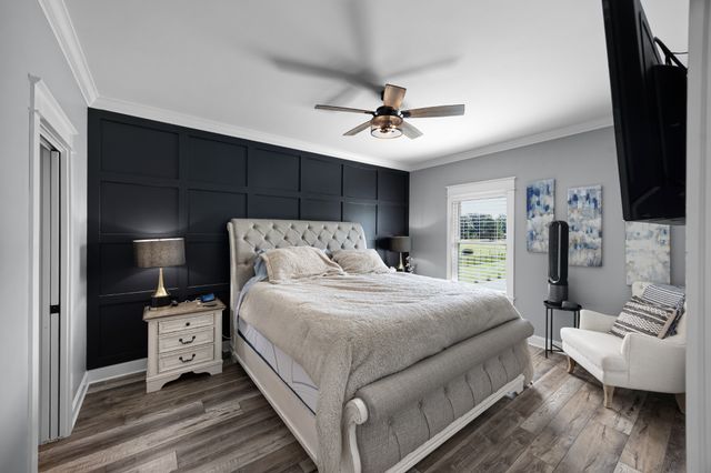 256 Fairway Villa Ln, Decaturville, TN 38329