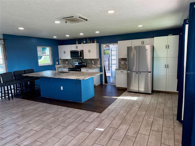 22075 FELTON AVENUE, Port Charlotte, FL 33952