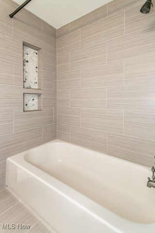 363 Balmoral Drive, Richmond Heights, OH 44143