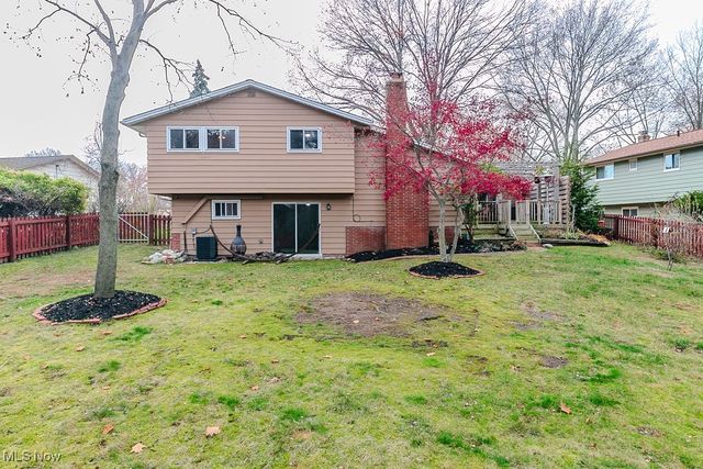 363 Balmoral Drive, Richmond Heights, OH 44143