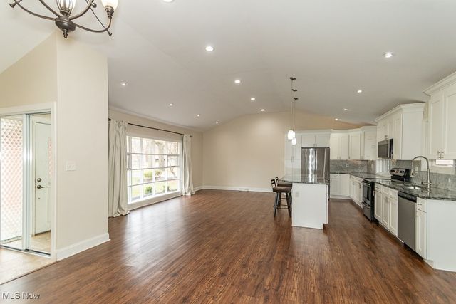 363 Balmoral Drive, Richmond Heights, OH 44143