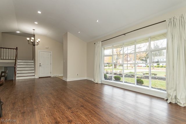 363 Balmoral Drive, Richmond Heights, OH 44143