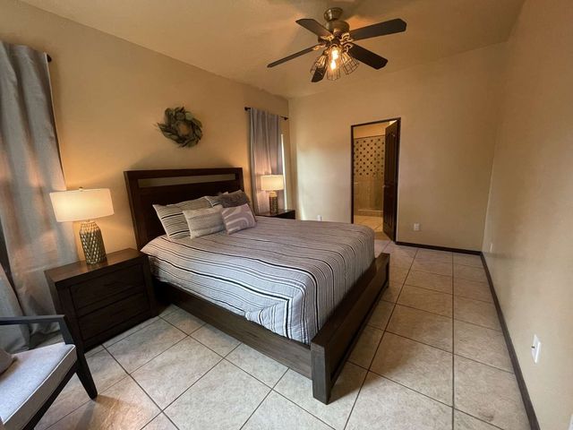 4349 Vuelta Dorado, Santa Fe, NM 87507