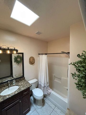 4349 Vuelta Dorado, Santa Fe, NM 87507