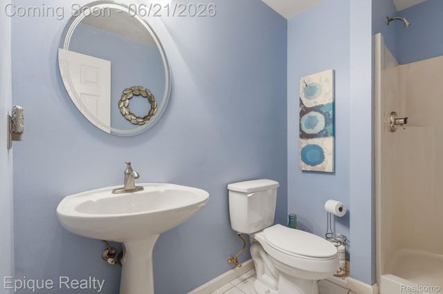 2348 Rochester Road, Addison Township, MI 48367