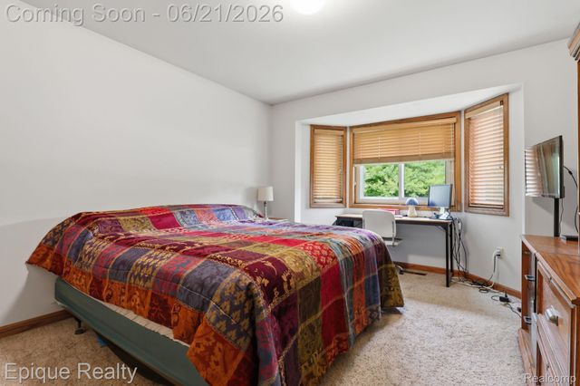 2348 Rochester Road, Addison Township, MI 48367