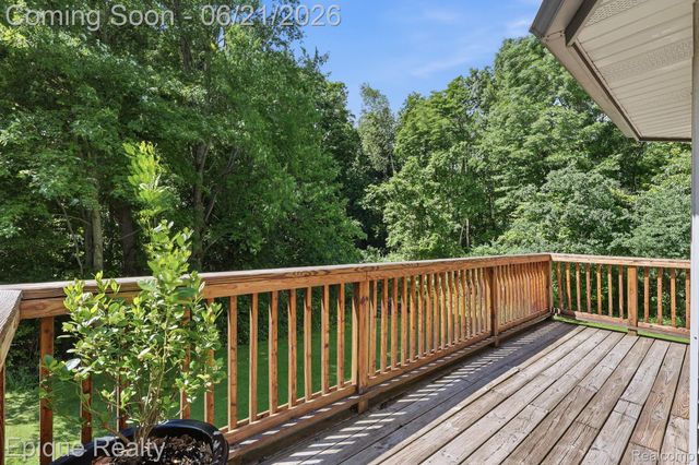 2348 Rochester Road, Addison Township, MI 48367