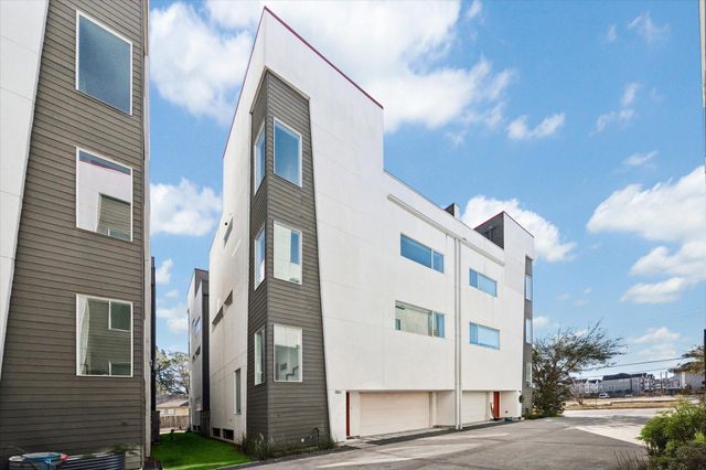 1151 W 18th Street, Houston, TX 77008