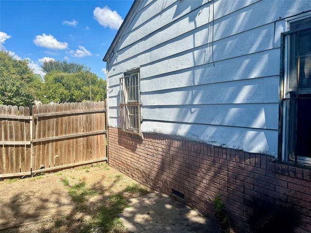 1840 Portland Avenue, Fort Worth, TX 76102
