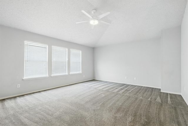 10152 Chapel Rock Drive, Fort Worth, TX 76116