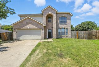 10152 Chapel Rock Drive, Fort Worth, TX 76116