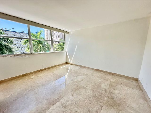 1880 S Ocean Dr 402, Hallandale Beach, FL 33009