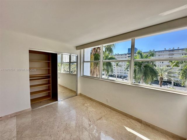 1880 S Ocean Dr 402, Hallandale Beach, FL 33009