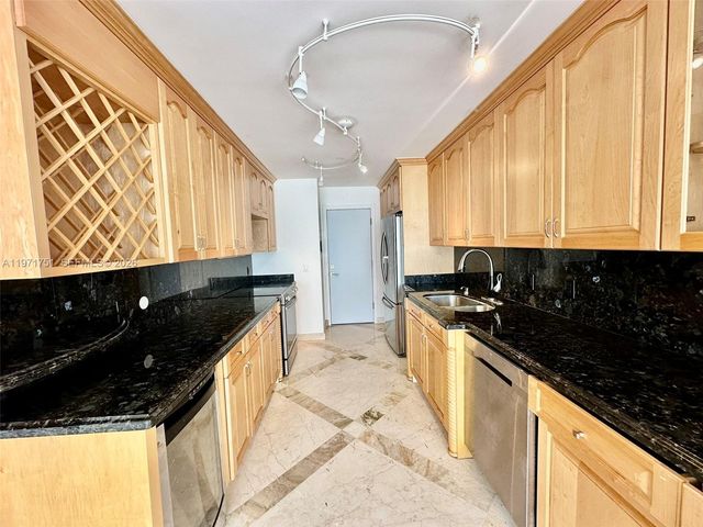 1880 S Ocean Dr 402, Hallandale Beach, FL 33009