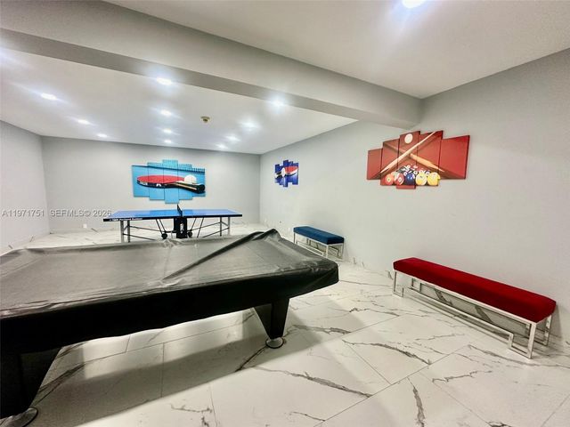 1880 S Ocean Dr 402, Hallandale Beach, FL 33009