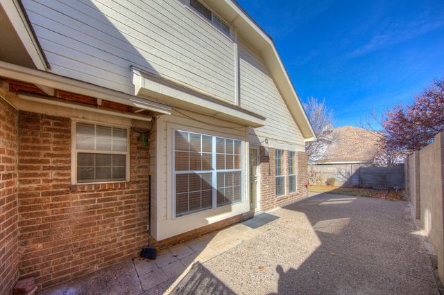 8023 Argyle Avenue NE, Albuquerque, NM 87109