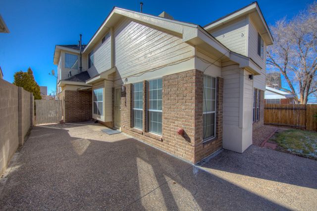 8023 Argyle Avenue NE, Albuquerque, NM 87109