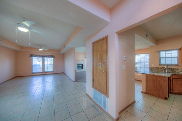 8023 Argyle Avenue NE, Albuquerque, NM 87109