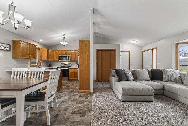 600 3rd Street SW, Saint Michael, MN 55376