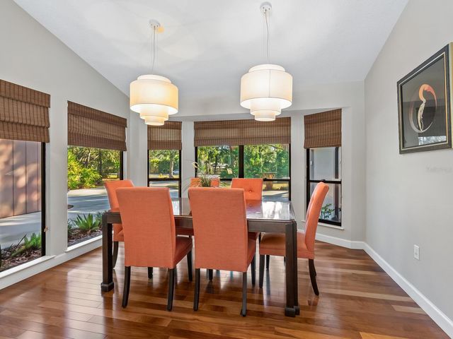 4729 OAK RUN DRIVE, Sarasota, FL 34243