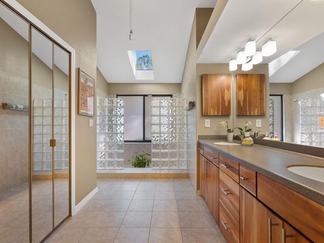 4729 OAK RUN DRIVE, Sarasota, FL 34243